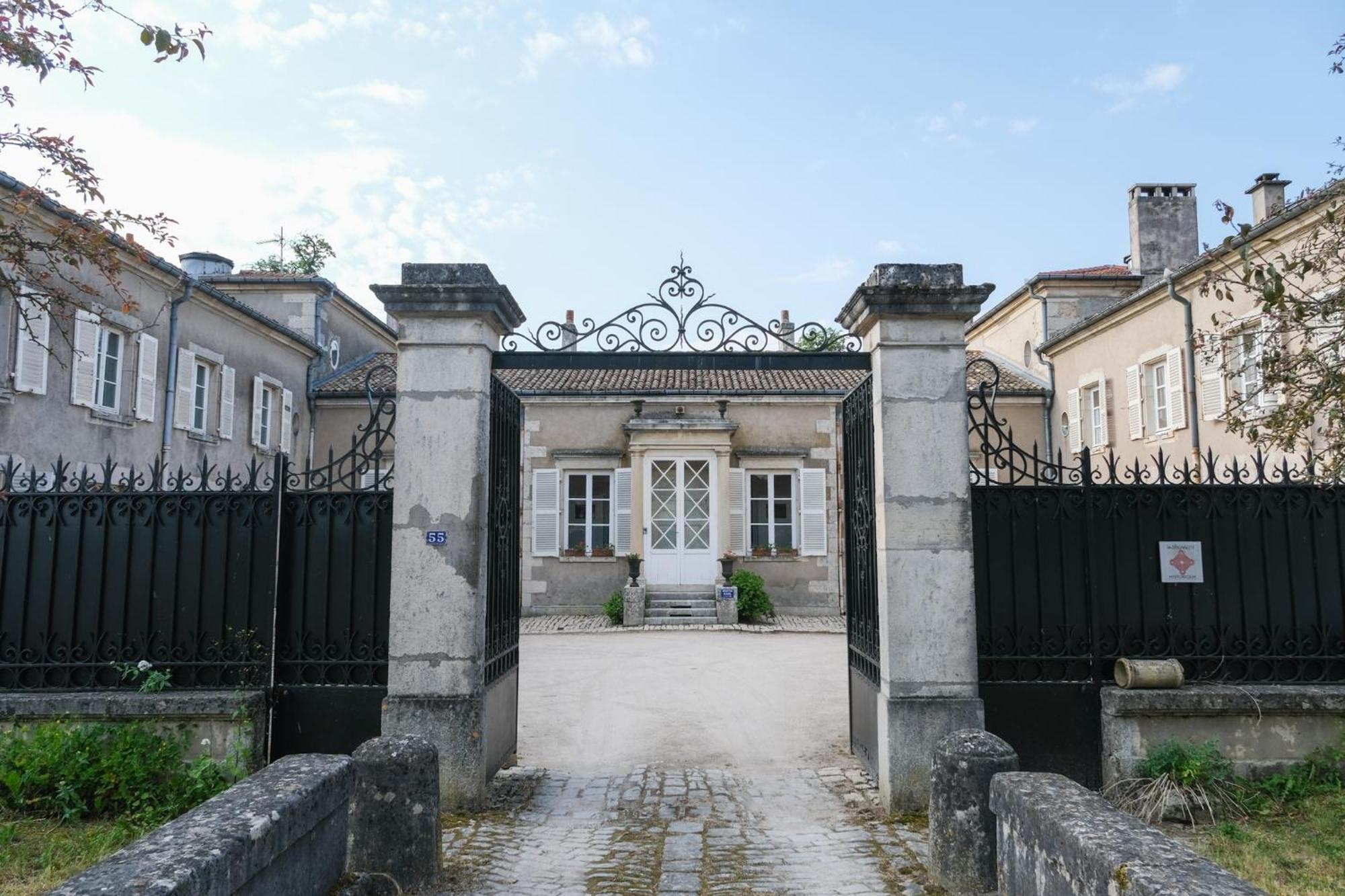 Chateau De Choloy 외부 사진